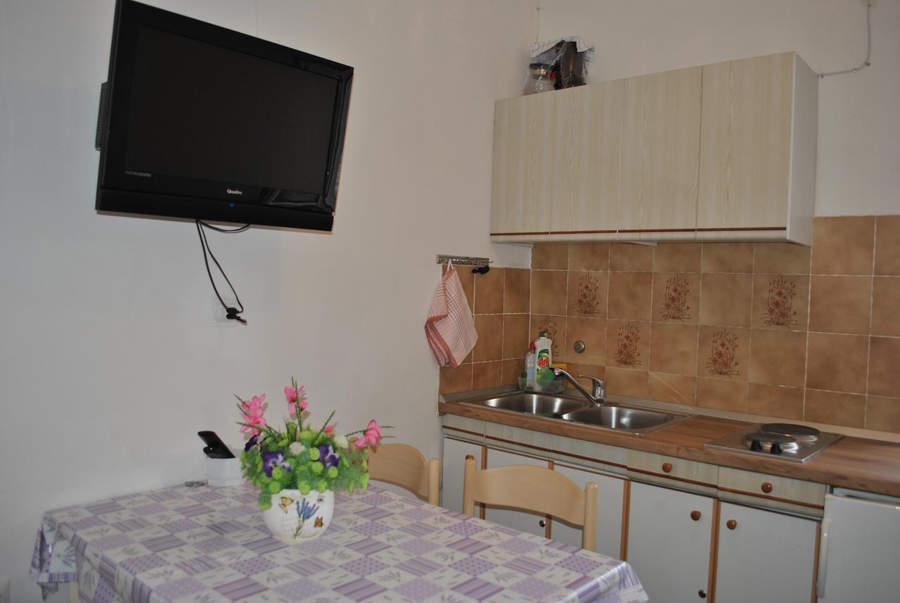 Apartmani Dalmadino Makarska Exterior foto