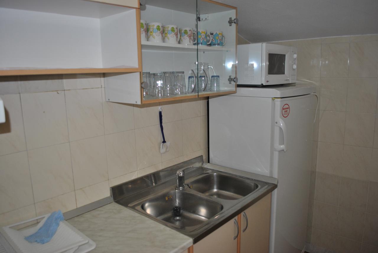 Apartmani Dalmadino Makarska Exterior foto